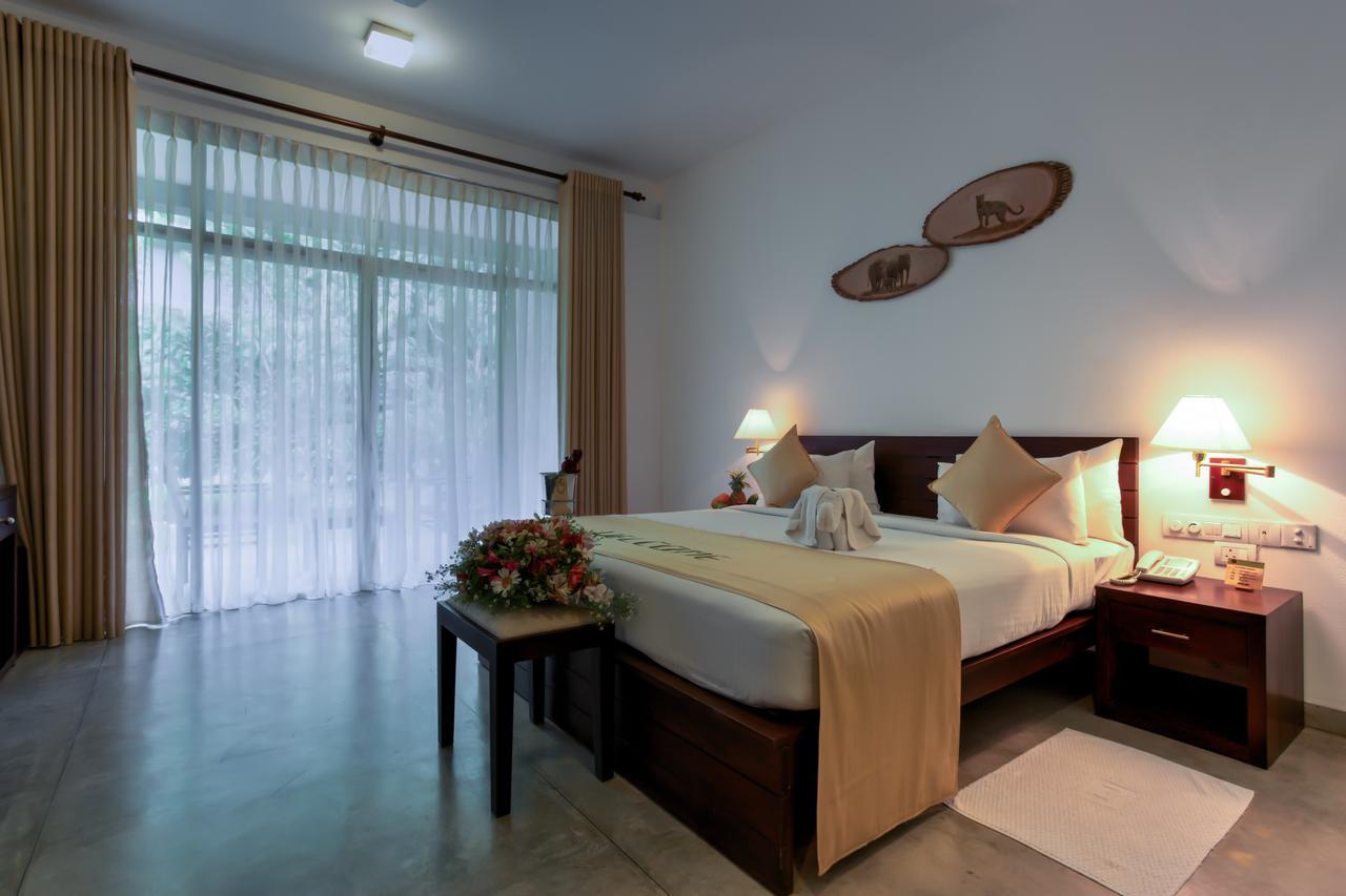 Grand Udawalawe Safari Resort Ngoại thất bức ảnh