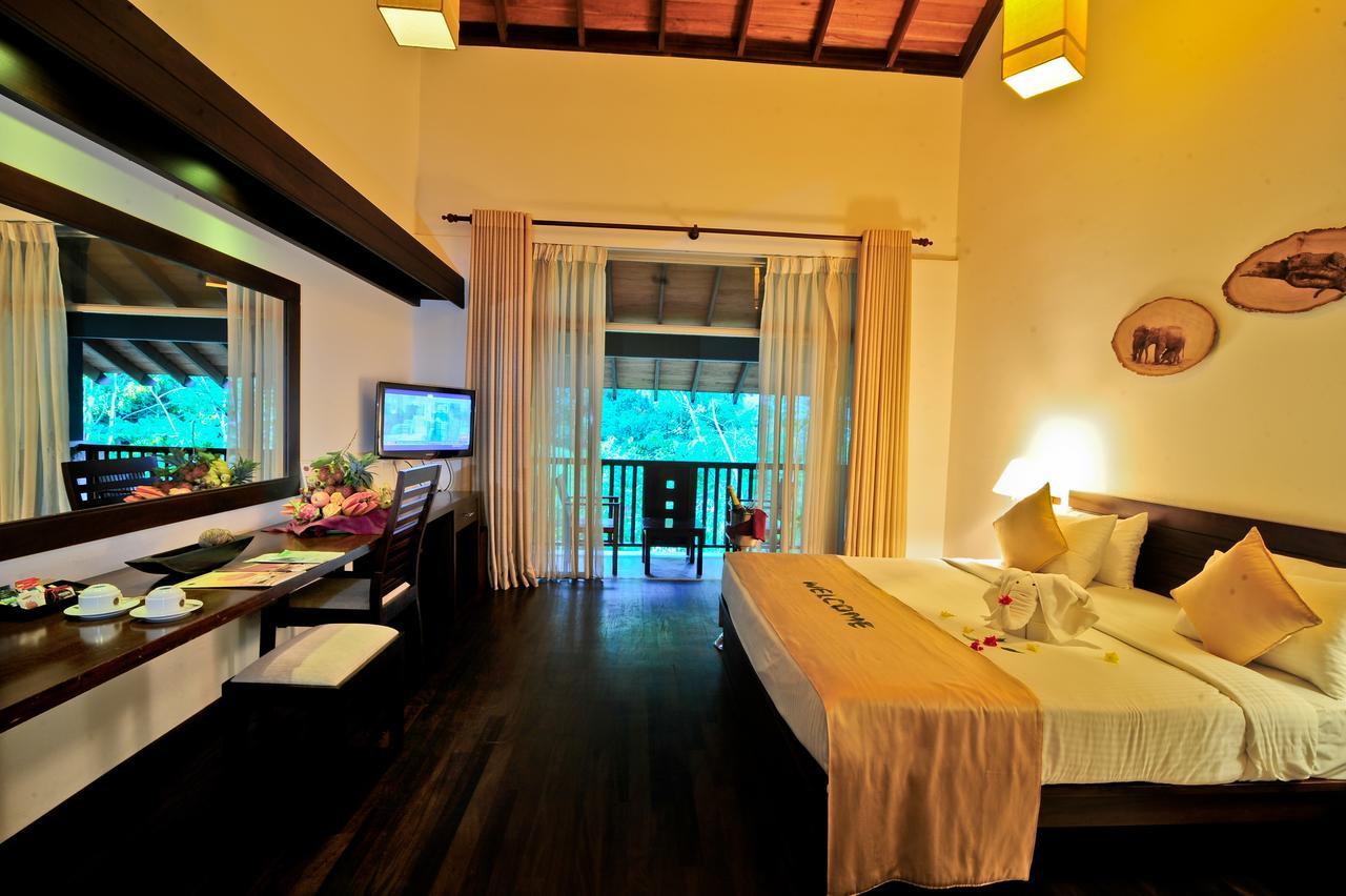 Grand Udawalawe Safari Resort Ngoại thất bức ảnh