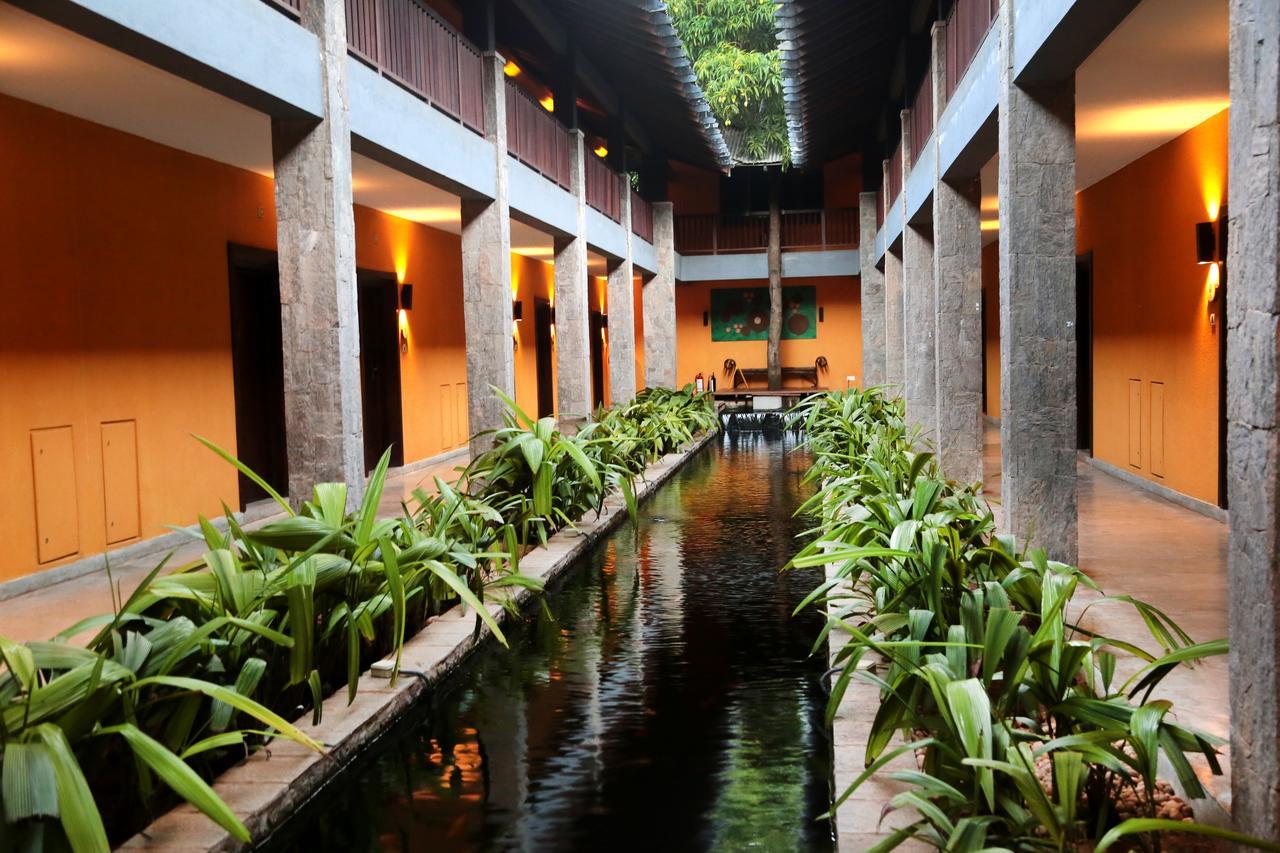 Grand Udawalawe Safari Resort Ngoại thất bức ảnh