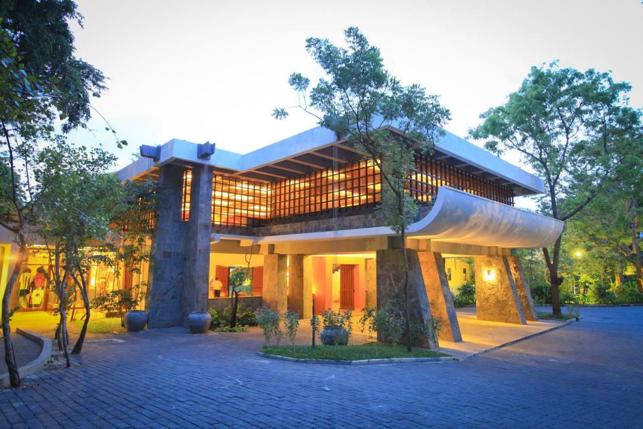 Grand Udawalawe Safari Resort Ngoại thất bức ảnh
